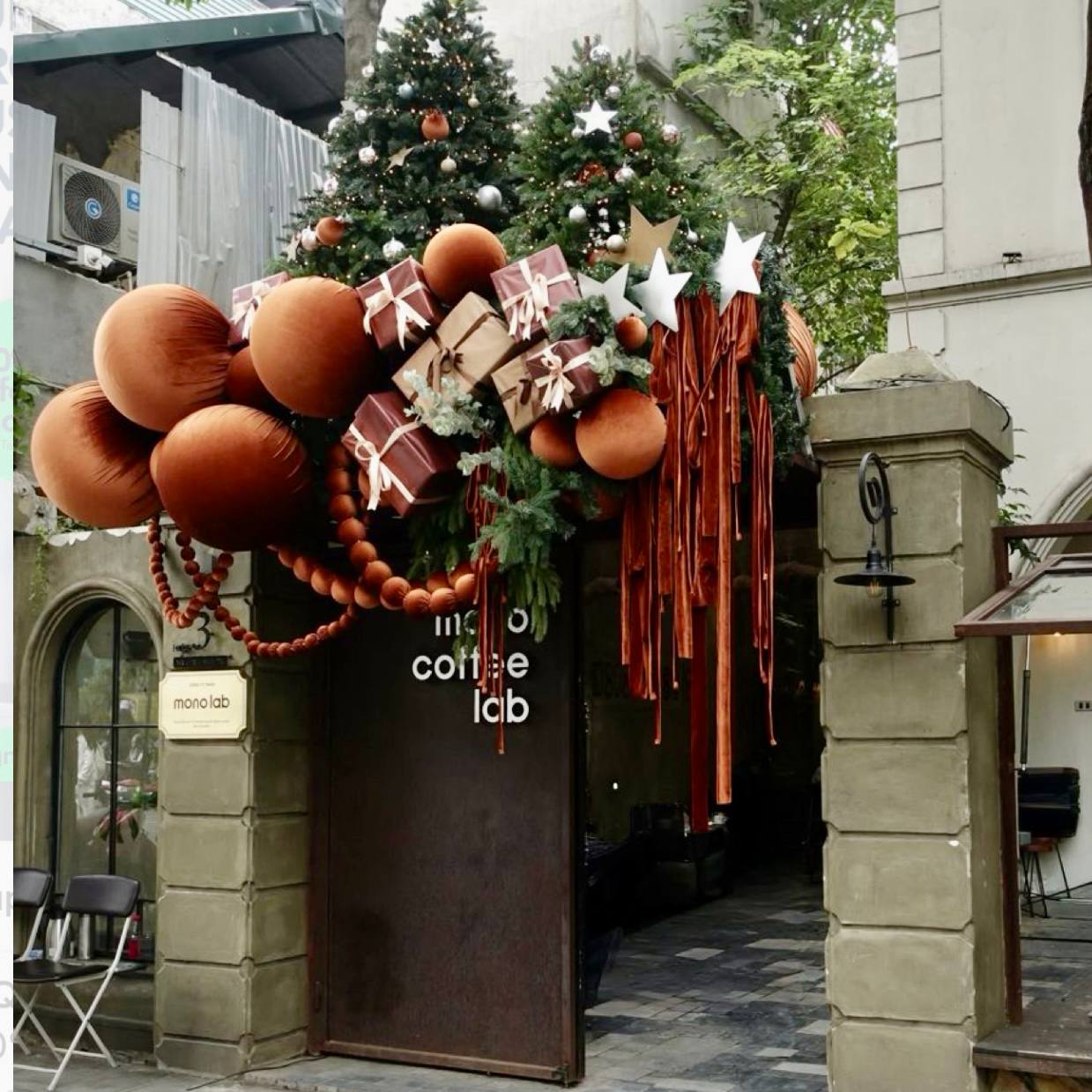 Copper & Pine Holiday Entrance Installation