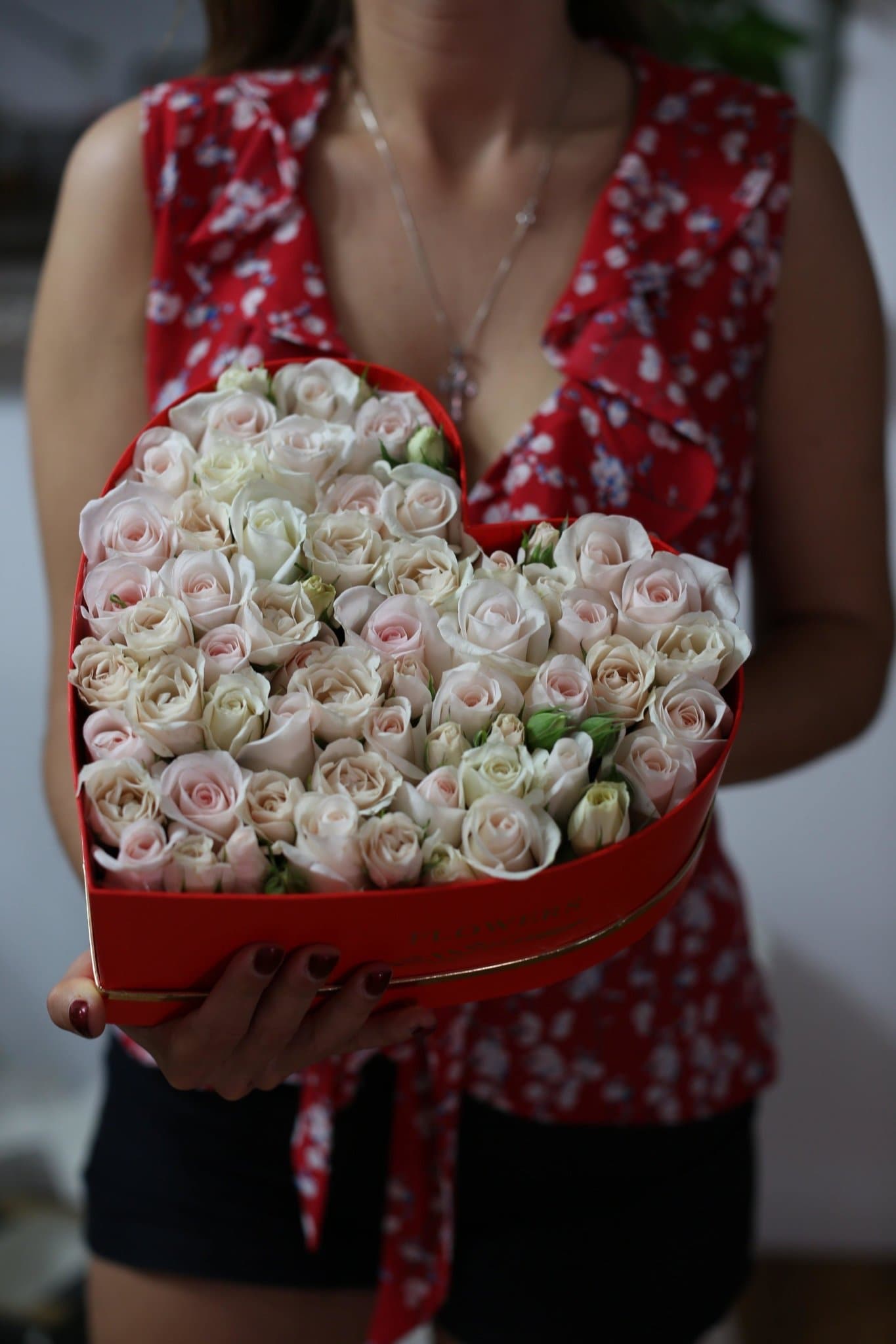 Box with roses - Ventura County