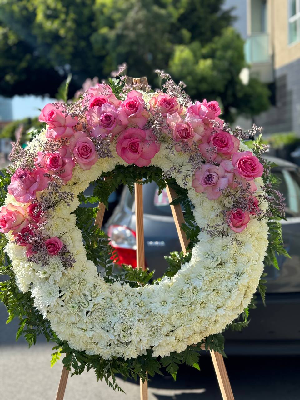 Circle spray Pinky Promise - Ventura County