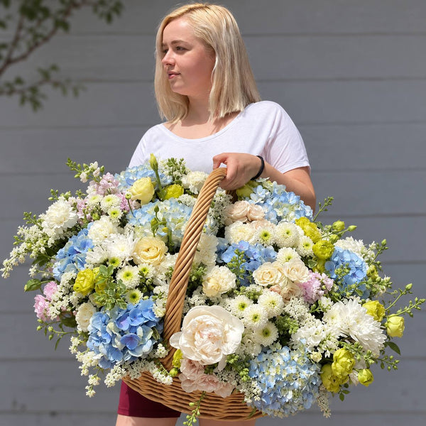 Diana blue hydrangea and white flower basket, Los Angeles - Pink Clover