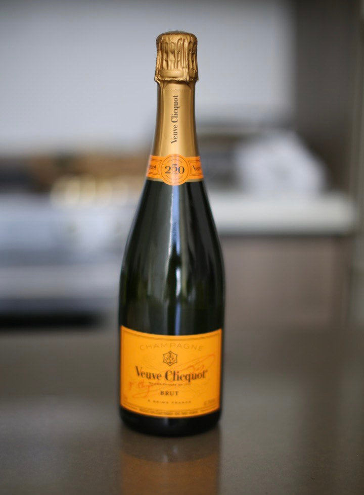 Premium Champagne bouquet same-day delivery Honolulu