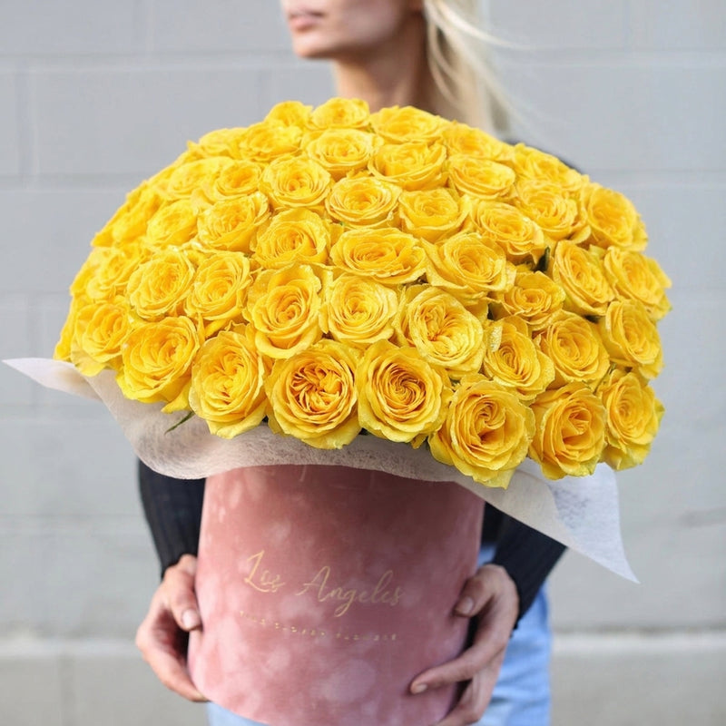 Yellow Velvet - 50 yellow roses in a velvet box, flower delivery in Los Angeles by Pink Clover