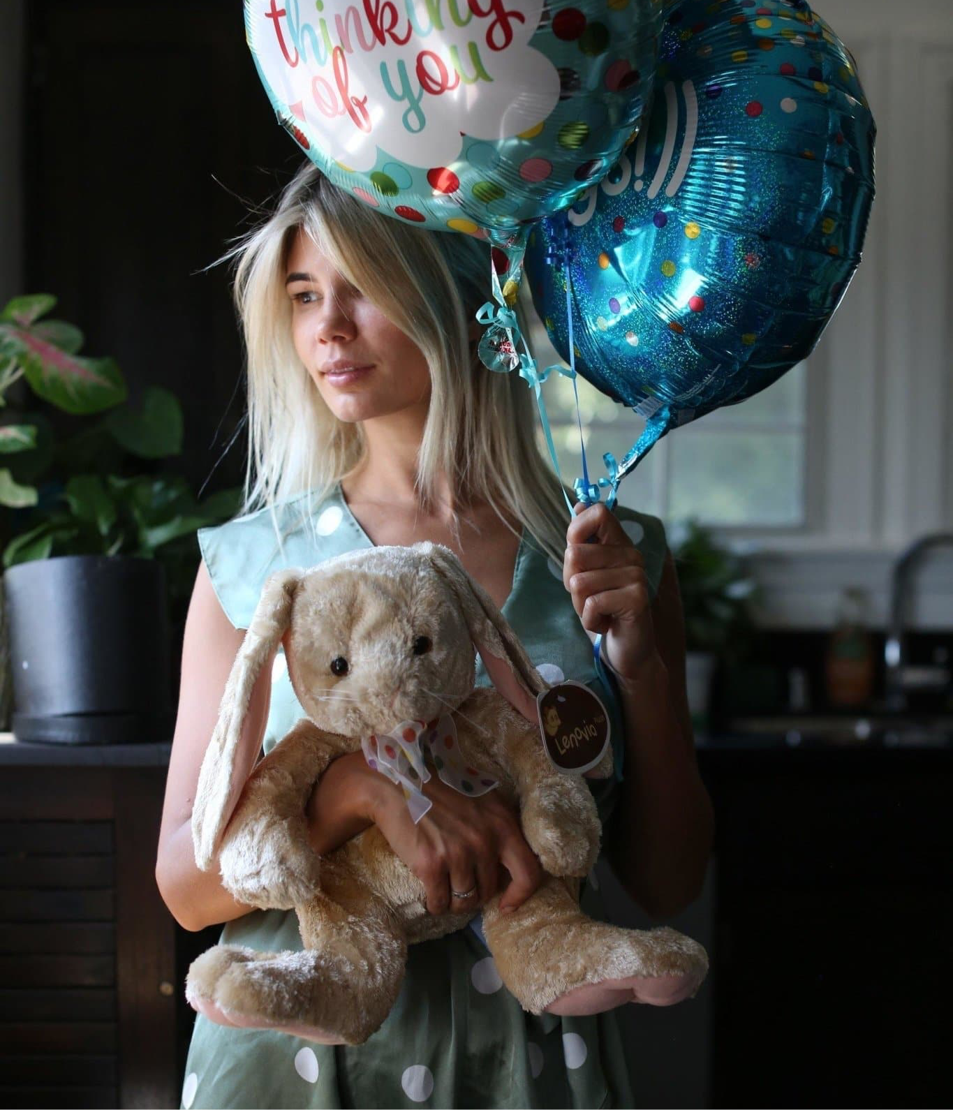 5 Balloons - San Francisco - Image 2 | Pink Clover Florist | Flower Delivery Los Angeles