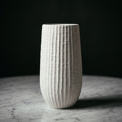 Medium Ceramic Vase close-up detail - fresh vase arrangement from Pink Clover LA