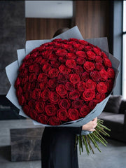 100 red roses bouquet - luxury flower delivery Los Angeles - Pink Clover