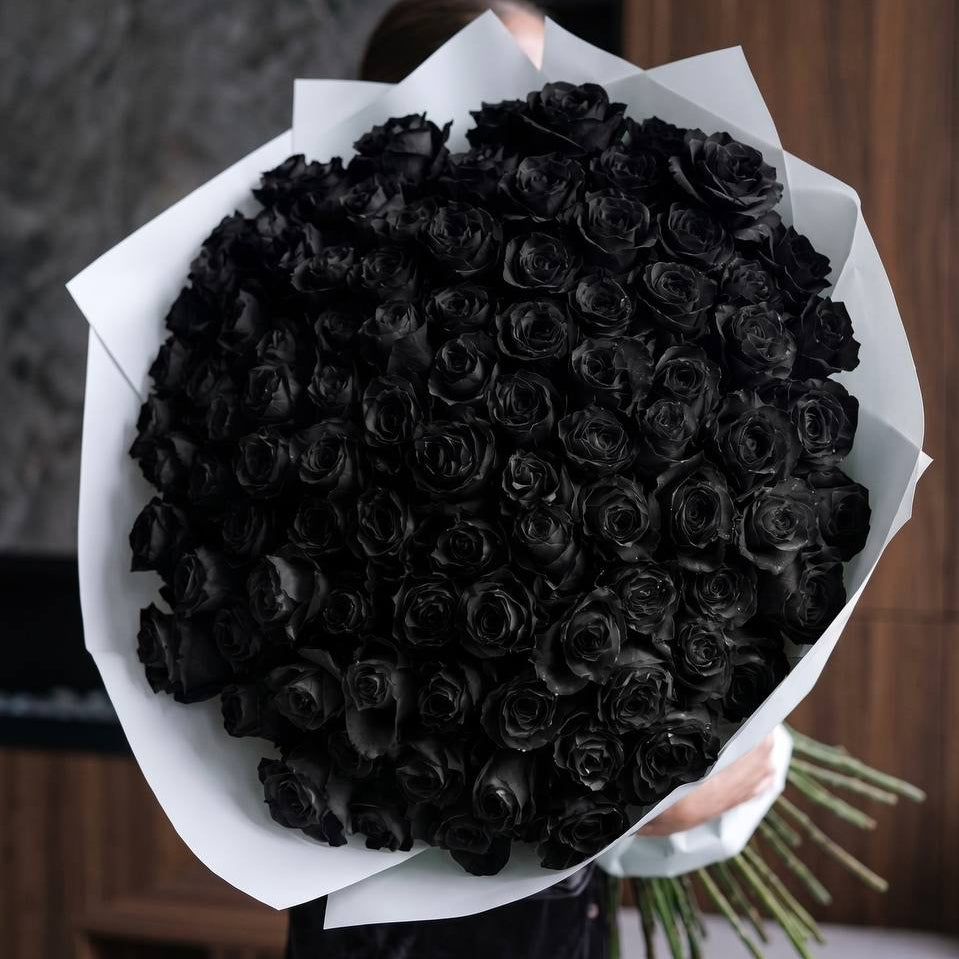 100 black roses bouquet - luxury flower delivery Los Angeles - Pink Clover