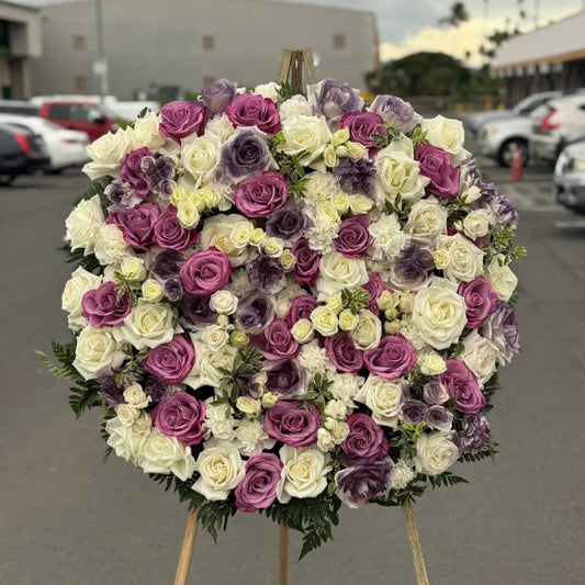 Circle Spray – Eternal Harmony fresh seasonal flowers same-day delivery Honolulu