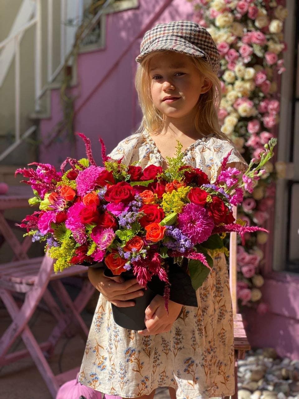 Oliveira roses dahlias same-day delivery San Francisco