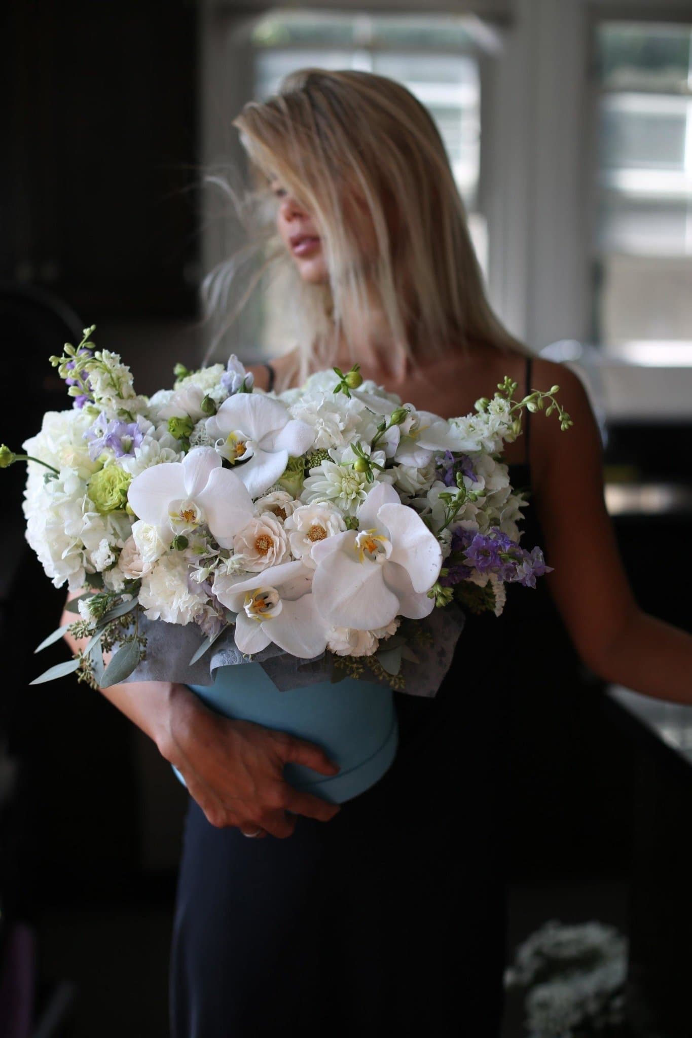 Luxury hydrangeas chrysanthemums gift delivery Pacific Heights San Francisco