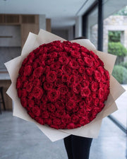 250 Red Roses Bouquet - luxury flower delivery Los Angeles - Pink Clover