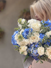 Luxury roses hydrangeas gift delivery Pacific Heights San Francisco
