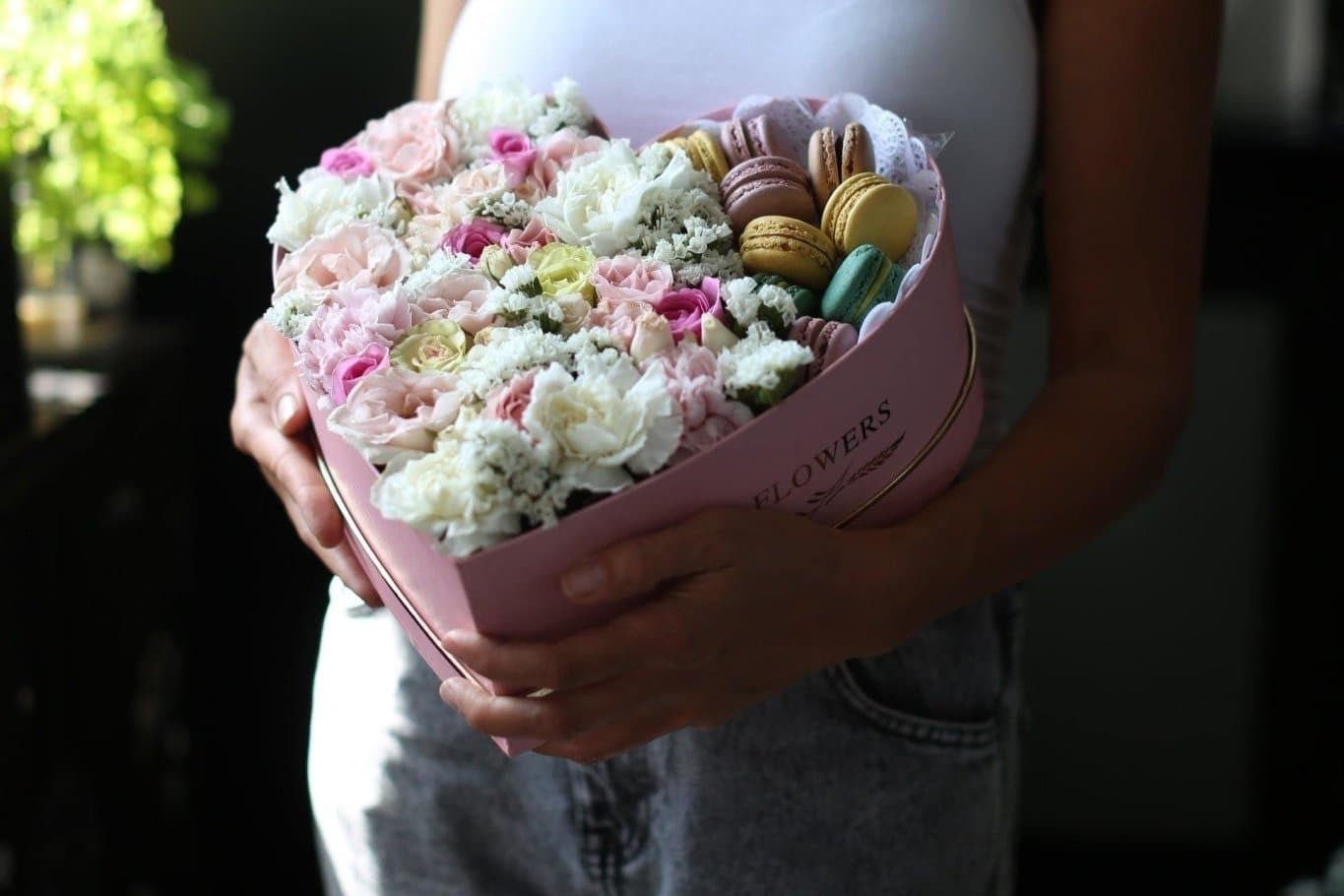 Birthday heart box flowers delivery Downtown Los Angeles - Pink Clover