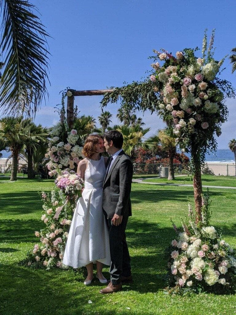 Flower Clouds Wedding Arch bouquet same-day delivery San Francisco