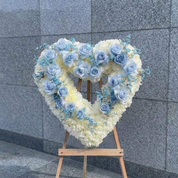 Blue rose sympathy heart on easel, Los Angeles funeral flower delivery