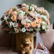 Peach Paradise flower arrangement Waikiki Honolulu florist