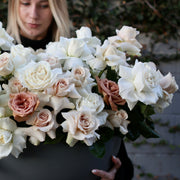 Luxury roses gift delivery Waikiki Honolulu