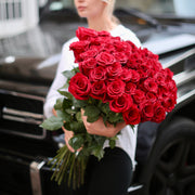 75 Red Roses flower arrangement Waikiki Honolulu florist