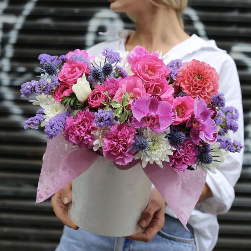 Hollywood - premium pink flower box same-day delivery Los Angeles