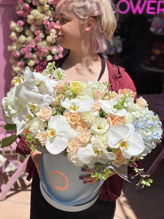 Lorena hydrangeas orchids same-day delivery Honolulu