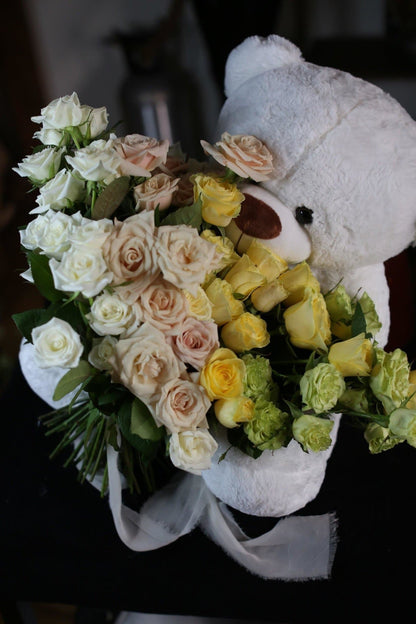 Olivia - Los Angeles Florist - Pink Clover