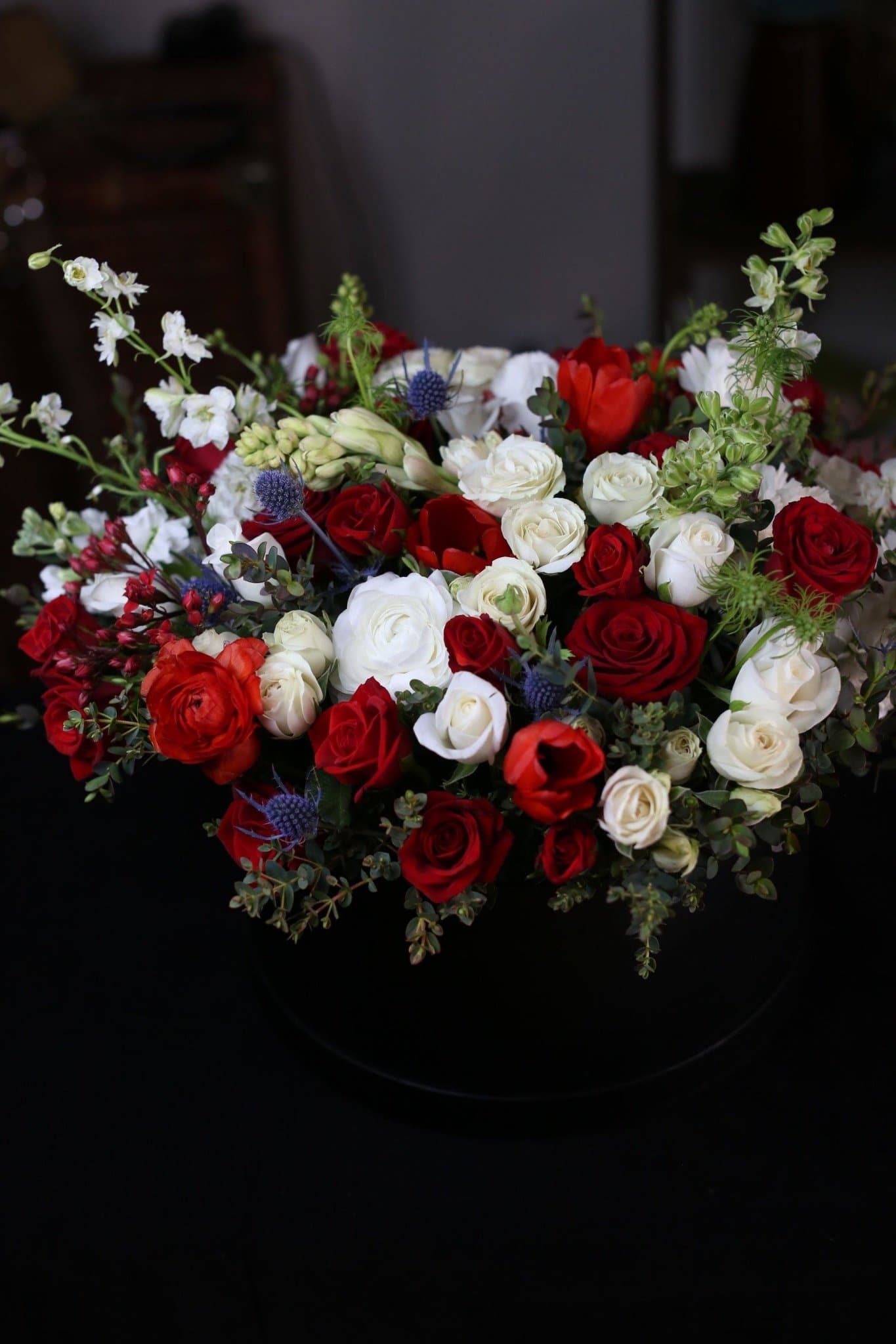 Luxury roses gift delivery Waikiki Honolulu