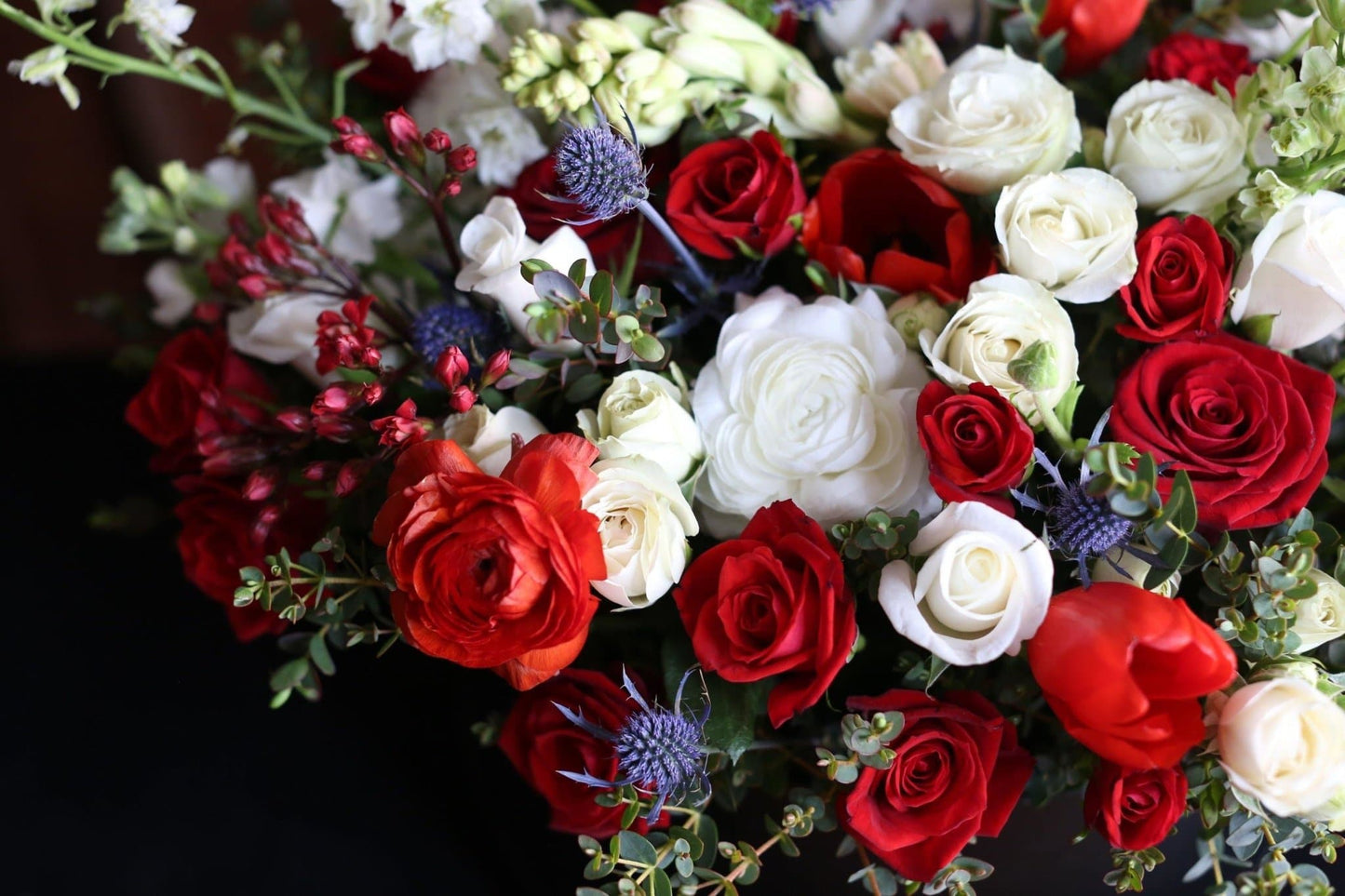 Luxury roses gift delivery SOMA San Francisco