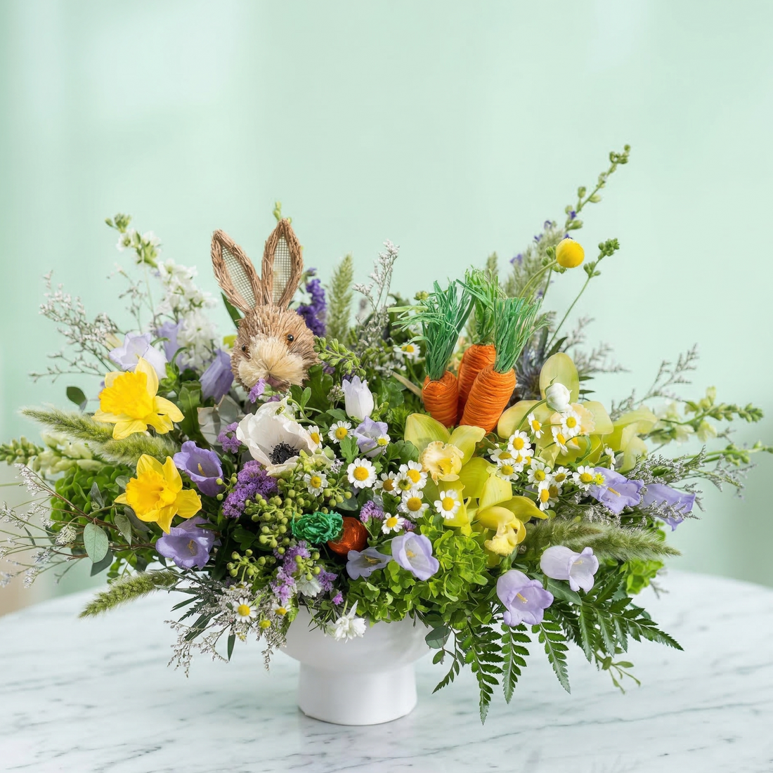 Sunny Day - fresh floral arrangement delivery in Los Angeles by Pink Clover