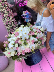 Luxury phalaenopsis orchids pink roses gift delivery Pearl City Honolulu