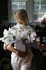 Nella roses orchids same-day delivery San Francisco