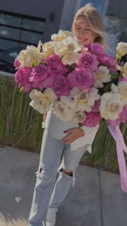 Romantic pink and white rose bouquet styled in a精致 keepsake box, ideal for special occasions and premium gifting