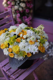 Evangeline close-up detail - fresh flower box from Pink Clover LA