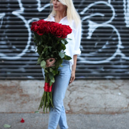 Long-stem Roses arrangement styled in setting - luxury rose Los Angeles florist