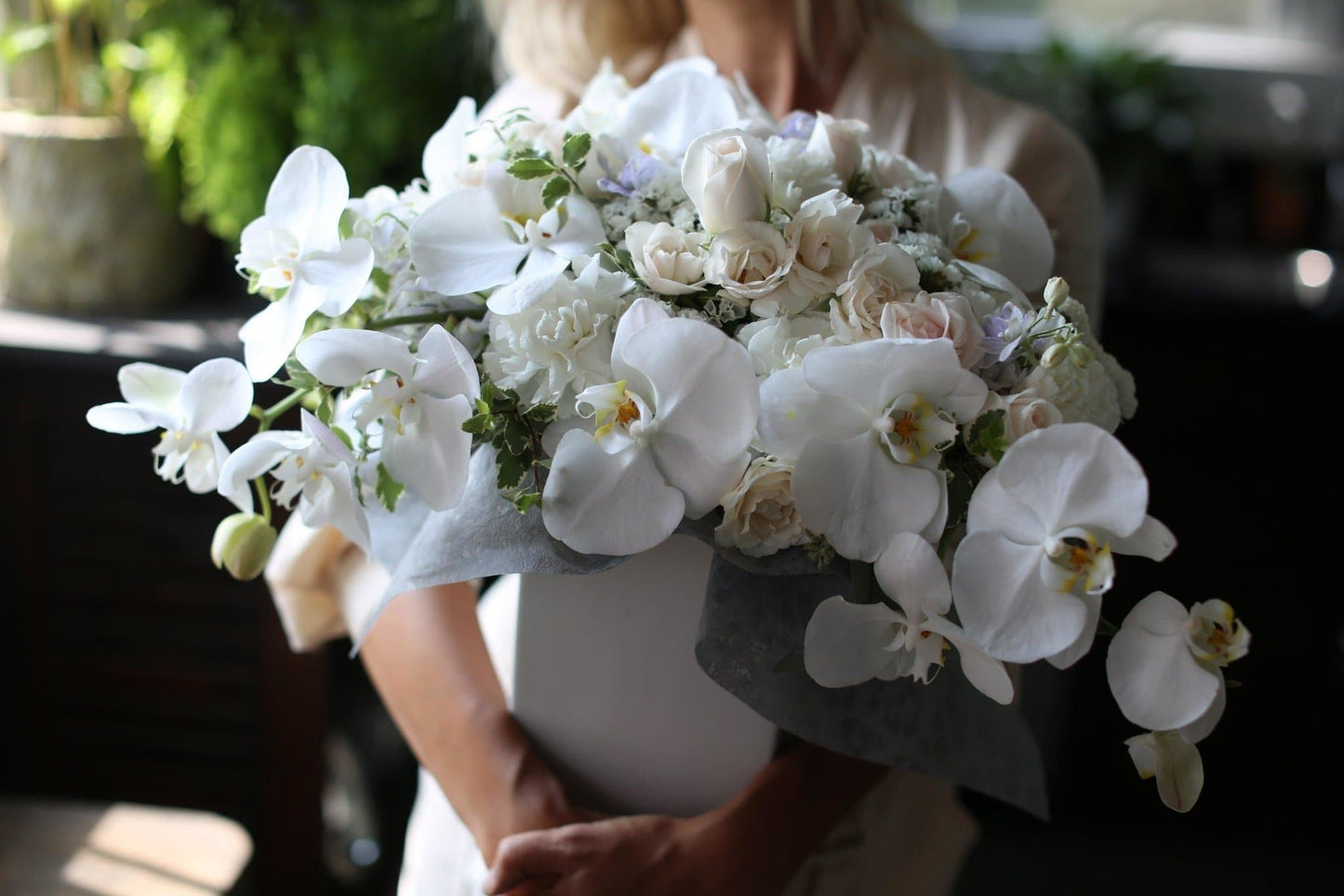 Nella close-up detail - fresh floral arrangement from Pink Clover LA